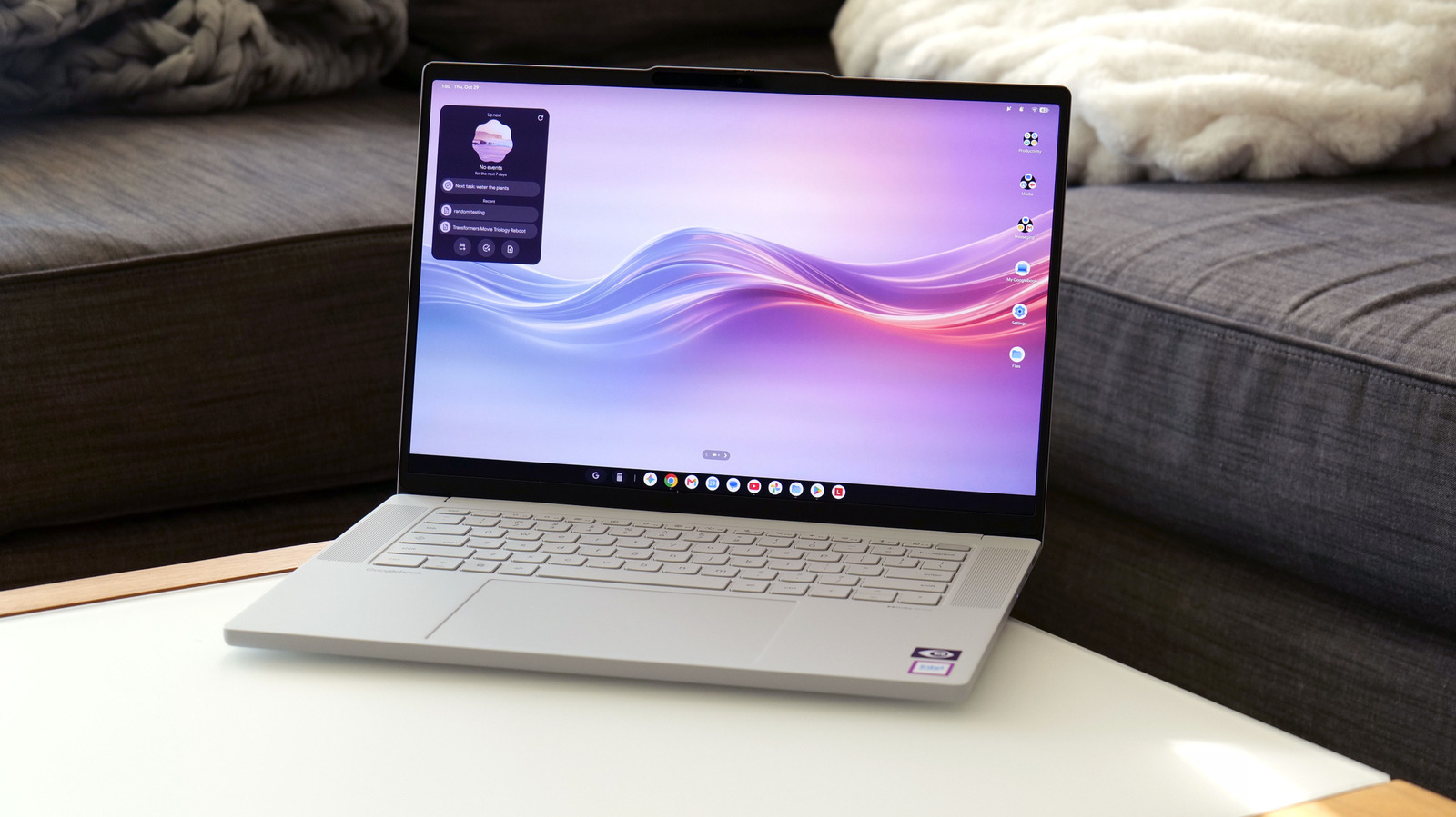 مراجعة Lenovo Googlebook 15: عتاد متطور يصطدم بعقبات نظام التشغيل الجديد من Google