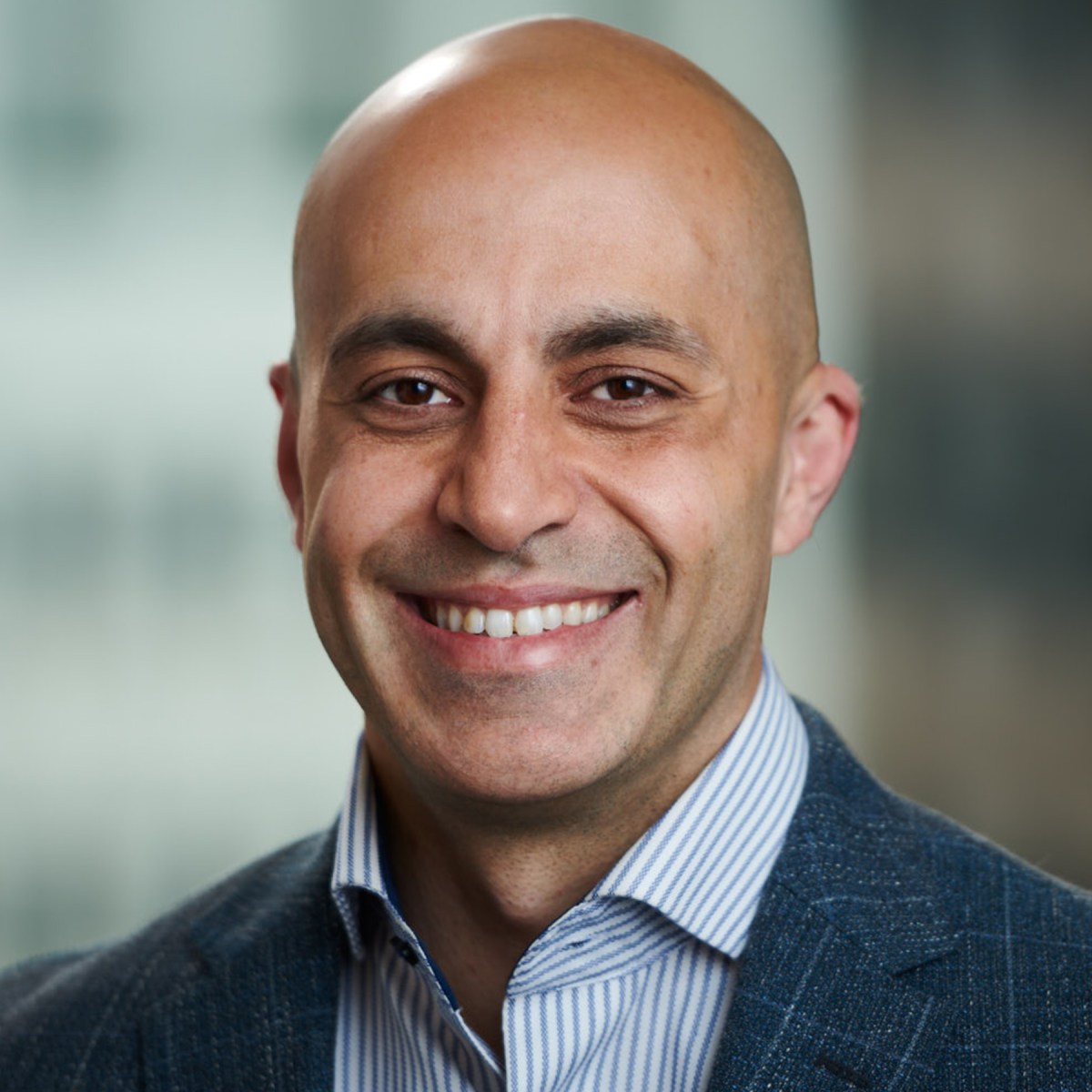 Databricks تجمع 5 مليارات دولار بعد طلب استثماري تجاوز 15 ملياراً
