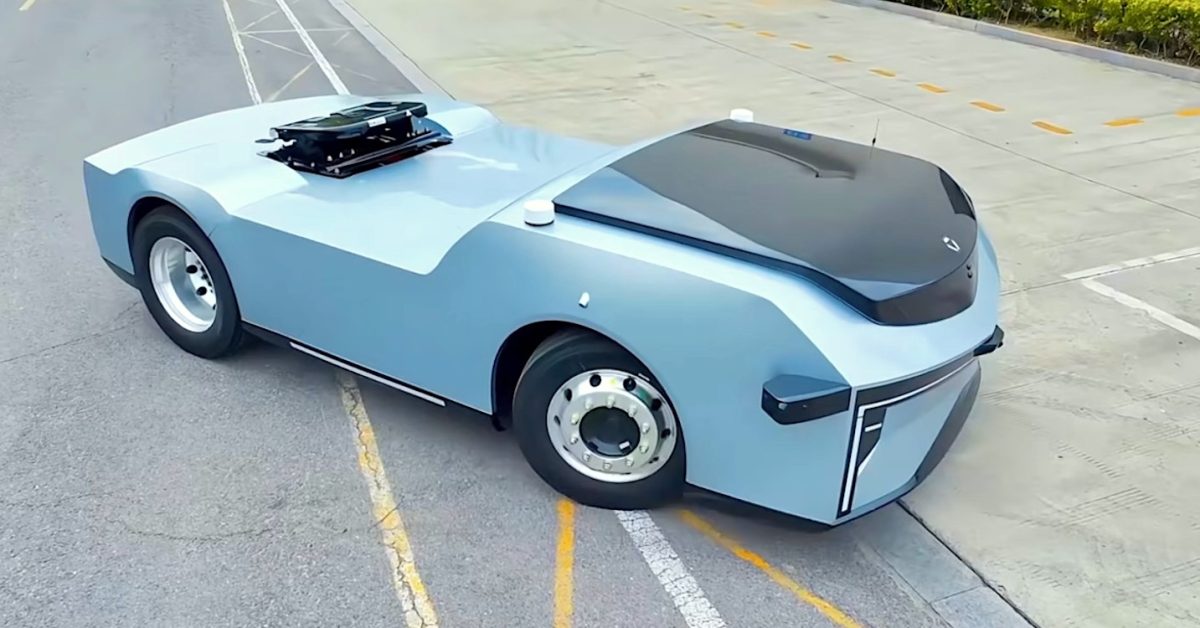 XCMG Unveils Fully Electric Autonomous Terminal Truck Without a Cab