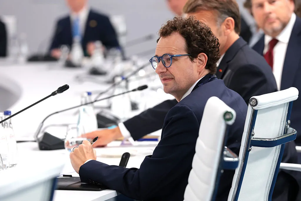 Anthropic Proposes Federal Legislation to Regulate AI, Sparking Controversy Over Oversight Powers