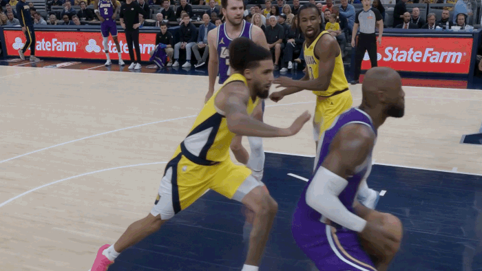 أمازون توظف رقائق Trainium المخصصة لتعزيز تقنية Prime 360 في بث مباريات NBA