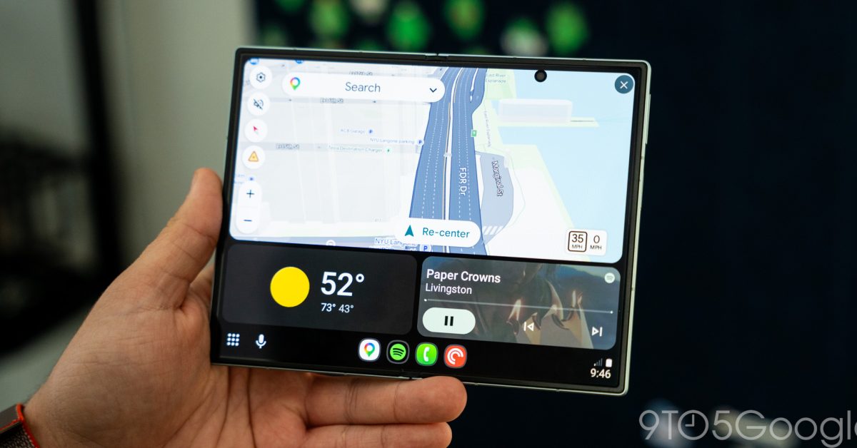 "PhoneAuto" App Brings Android Auto Feature Back to Smartphone Screens