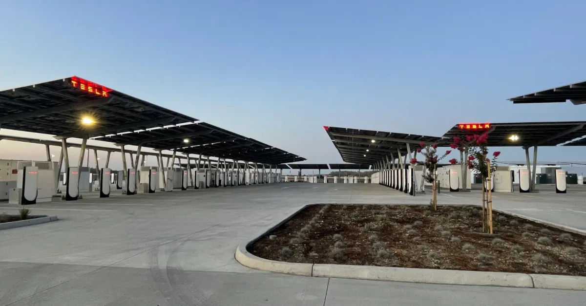 California Offers Incentives of Up to $100,000 per Fast-Charging Port for Electric Vehicles