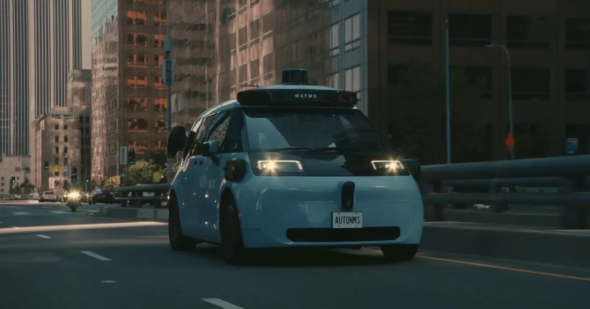 حلقة Quick Charge تستعرض توسع Waymo واختبارات القيادة الذاتية لدى GM
