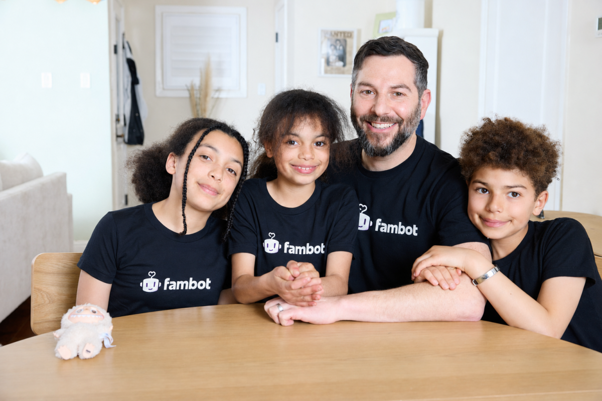 Fambot تطلق مساعداً بالذكاء الاصطناعي لتنظيم شؤون العائلات