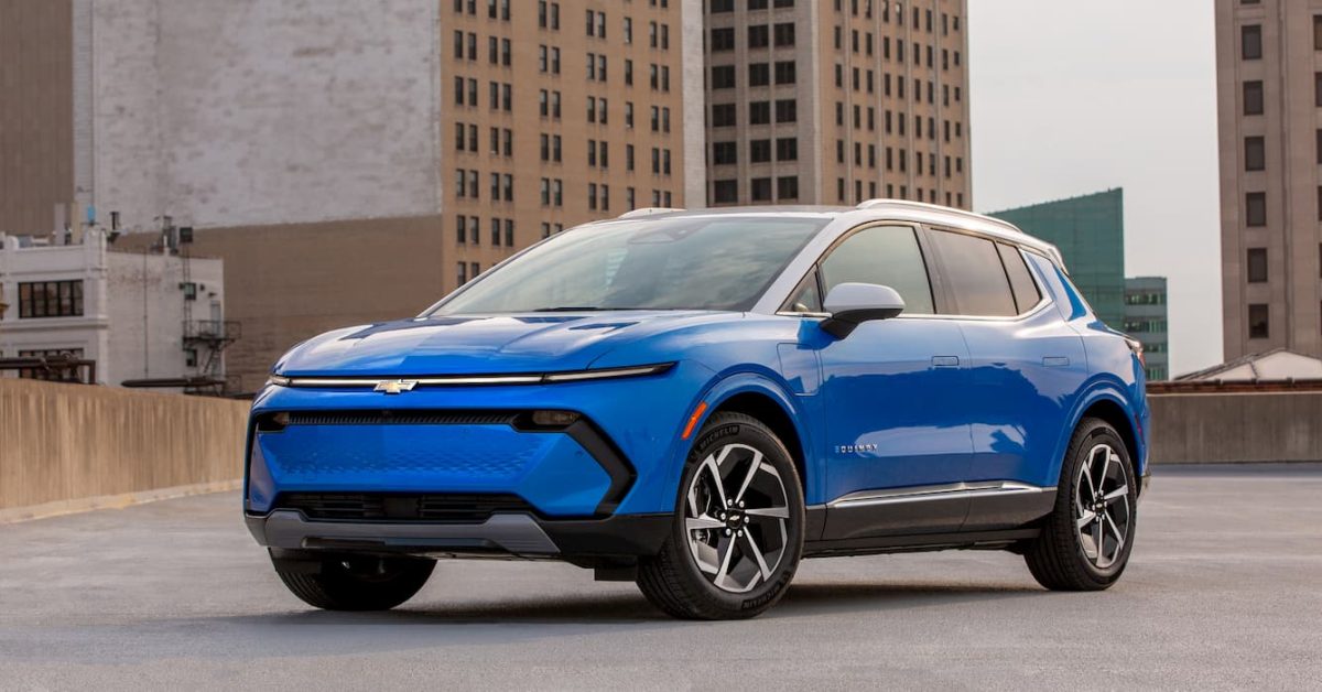 مقارنة بين شفروليه إكوينوكس EV وكيا EV3: أيهما الأرخص مع مدى يتجاوز 315 ميلاً؟