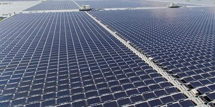 تباطؤ نمو الطاقة الشمسية في الصين مع انتقال السوق إلى مرحلة أكثر تعقيداً