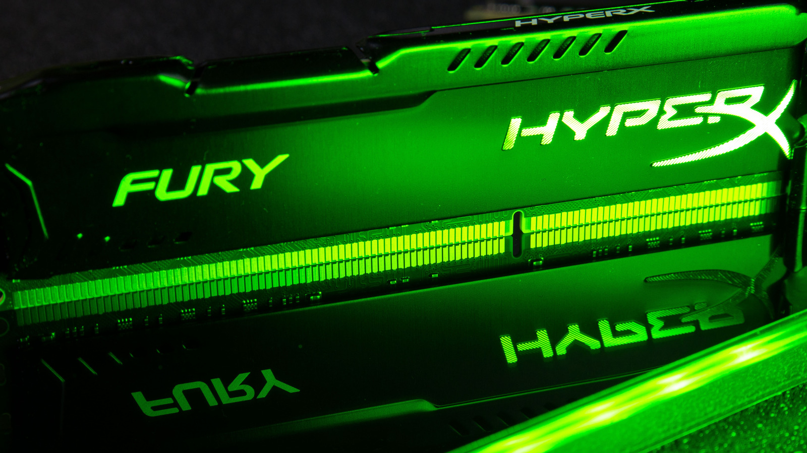 RAM ve ROM: İkisinden Birinin Anlamı Zamanla Değişen İki Bellek Arasındaki Fark