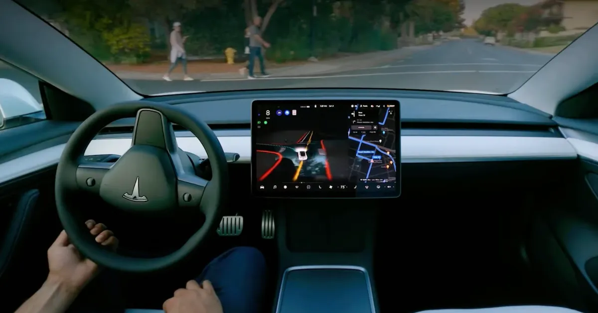 Tesla تنفي التخلي عن جهود Full Self-Driving في الصين وسط استمرار الغموض التنظيمي