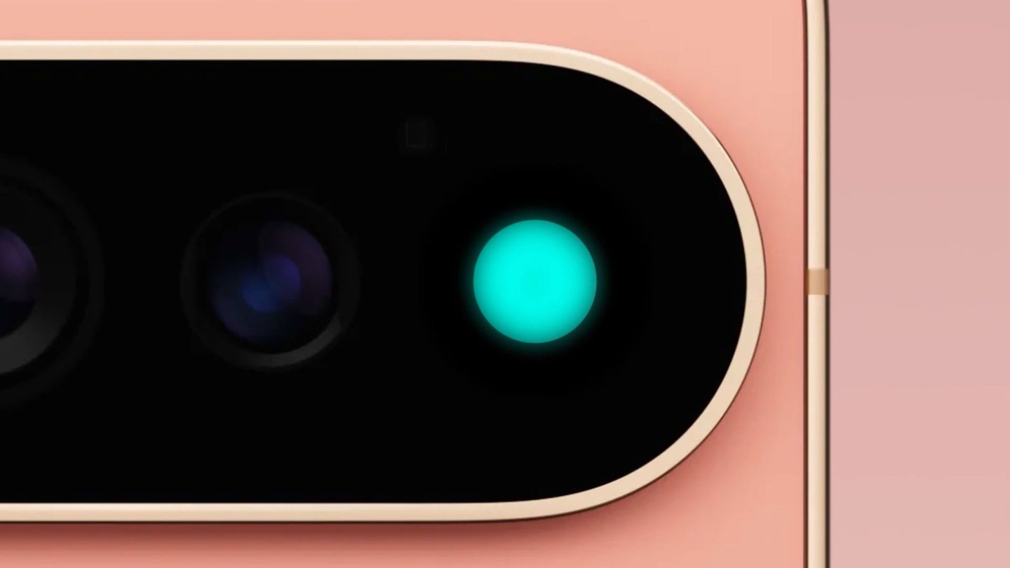 Google تكشف عن ميزة HiLight لهواتف Pixel 11 Pro لإظهار التنبيهات أثناء وضع الهاتف على وجهه
