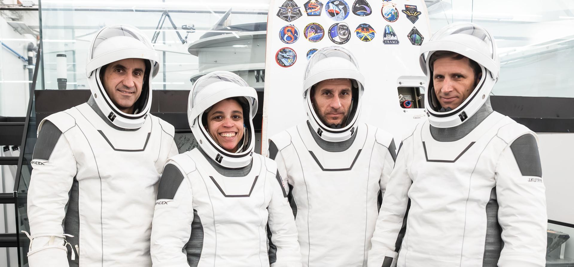NASAs und SpaceX’ Crew-13-Mission bereitet den Transport von vier Astronauten zur Internationalen Raumstation vor