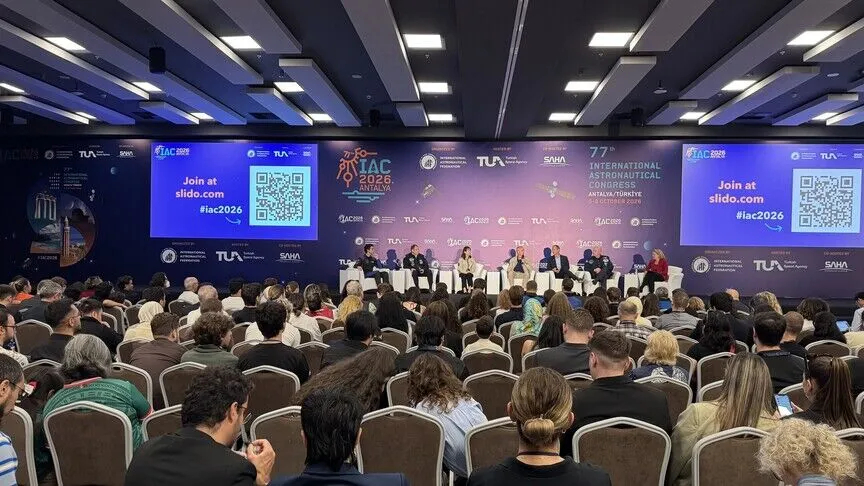 Astronauts Discuss the Risks of Human Spaceflight and the Role of Artificial Intelligence at IAC 2026