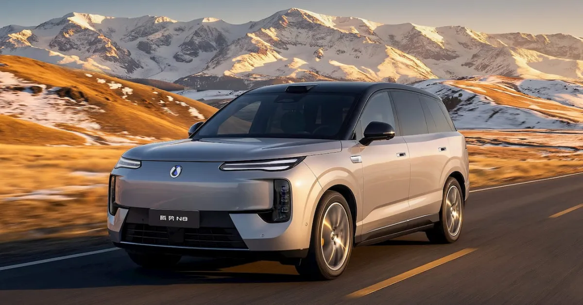 BYD تكشف Denza N8 الكهربائية بمدى CLTC يتجاوز 1,000 كيلومتر