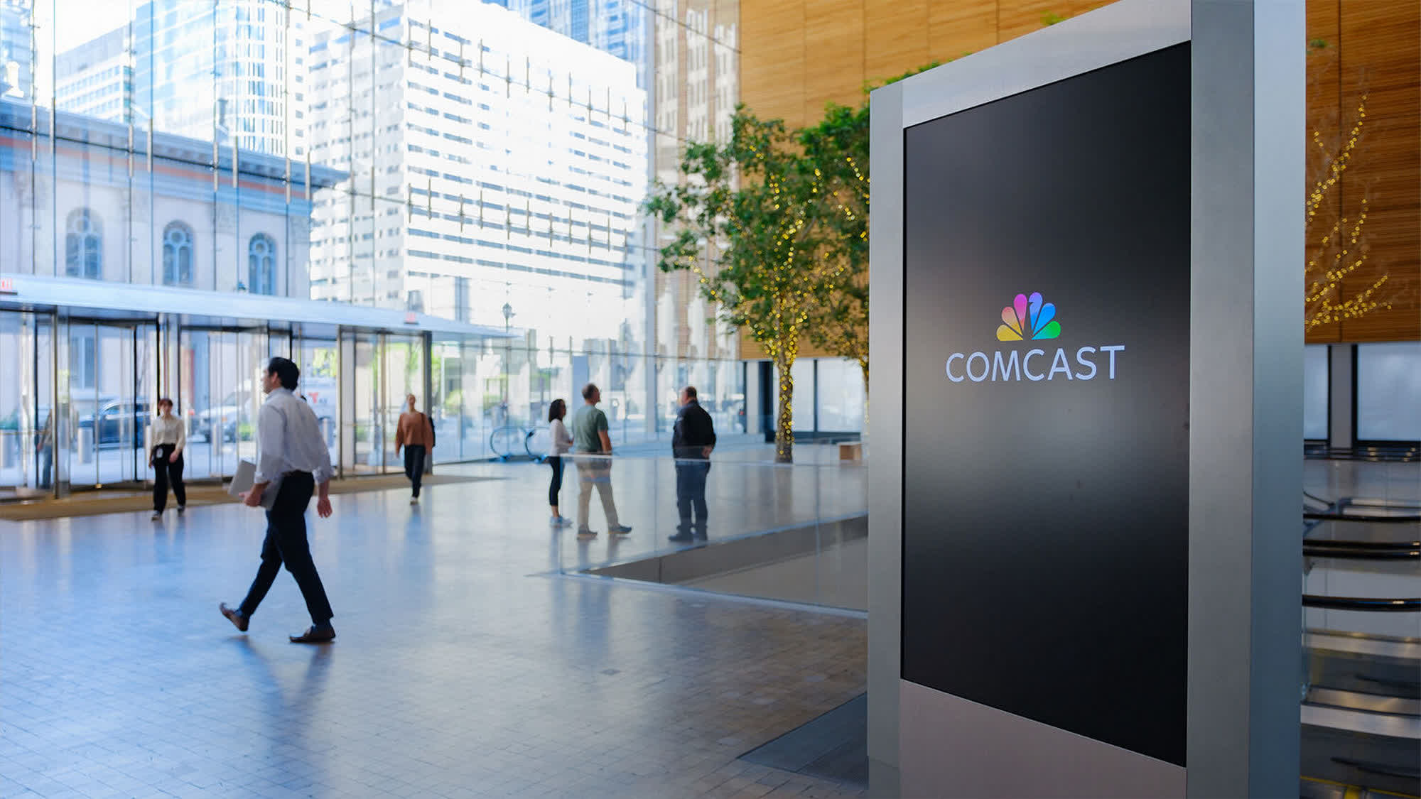 Comcast Plans Layoffs and Expansion into AI Agents After Broadband Subscriber Decline