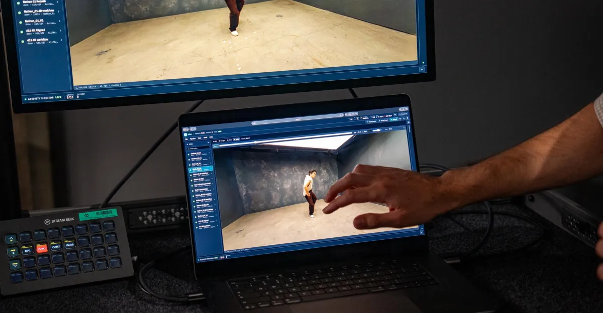 애플, 색 정확도 향상을 위해 새로운 MacBook Pro에 Apple CMF 2026 표준 채택