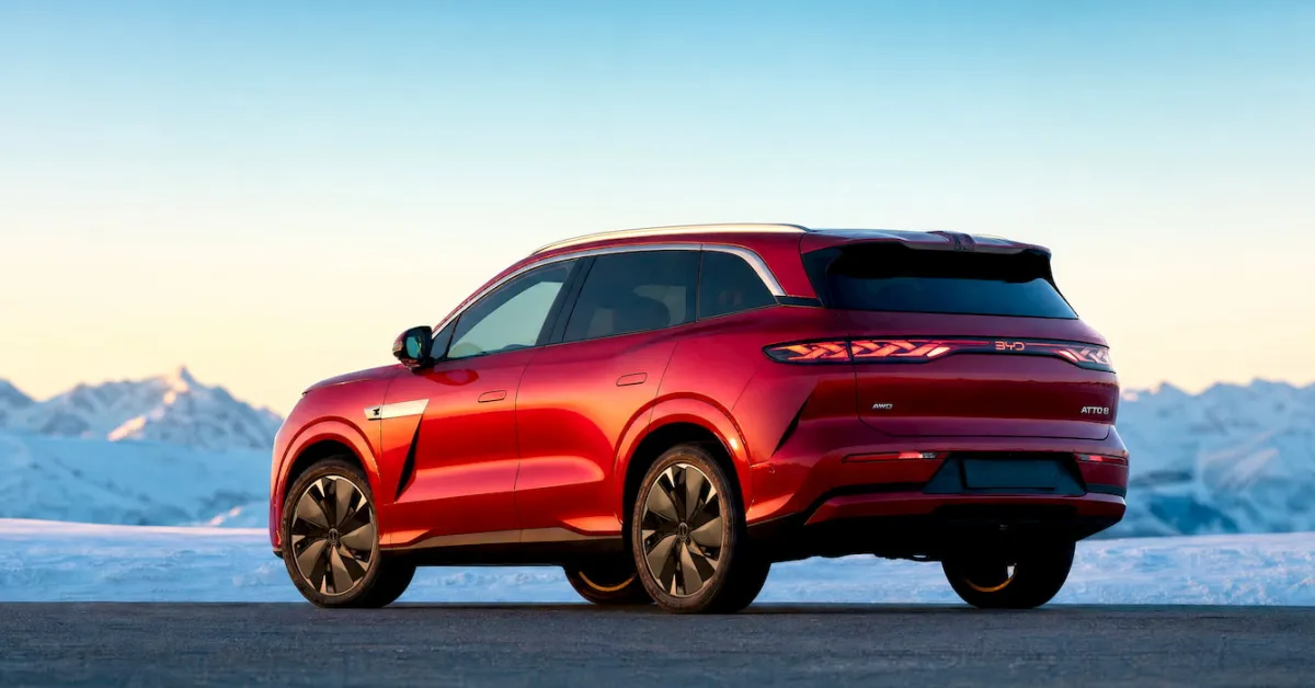 BYD Unveils the Seven-Seat Atto 8 Electric SUV With a Range Exceeding 400 Miles