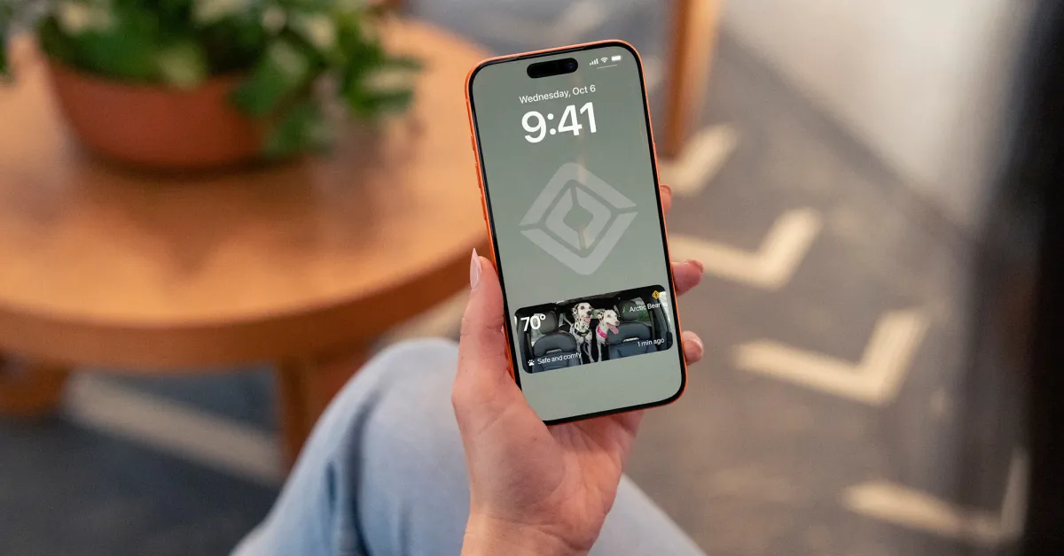 Rivian تضيف بثاً مباشراً لمقصورة R2 ومساعداً صوتياً عبر تحديث برمجي